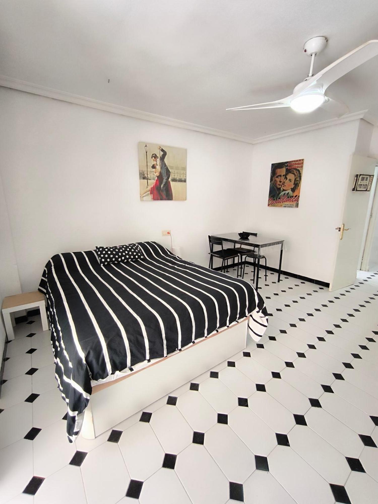 Apartamento Tango Фуэнхирола Экстерьер фото