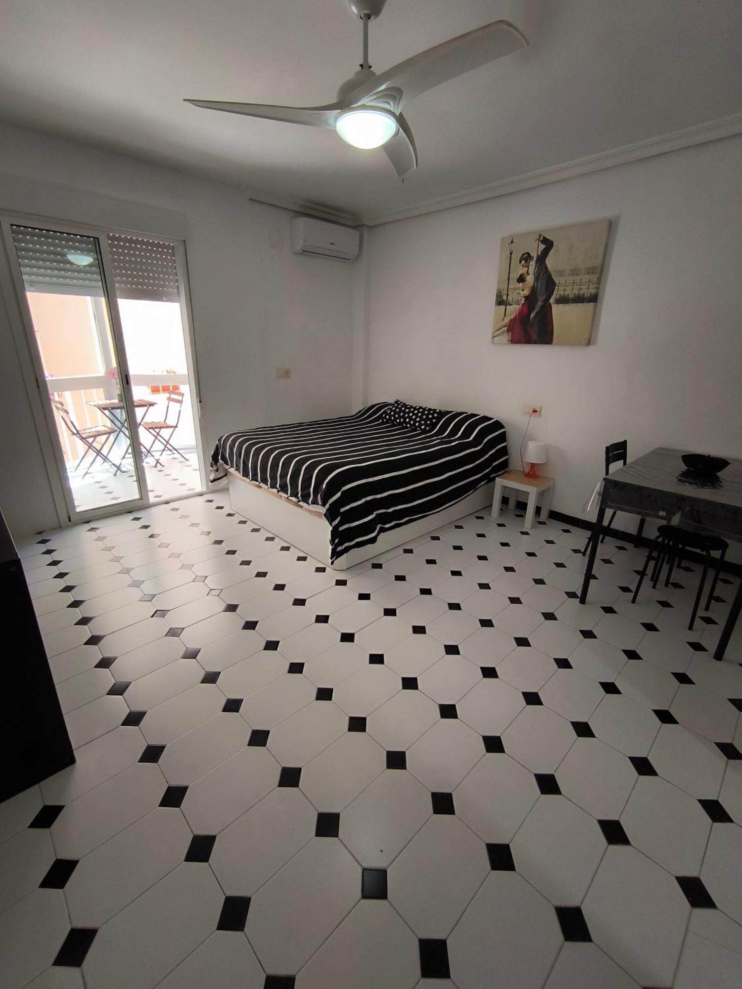 Apartamento Tango Фуэнхирола Экстерьер фото